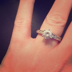 Sterling silver 1ct cubic zirconia ring